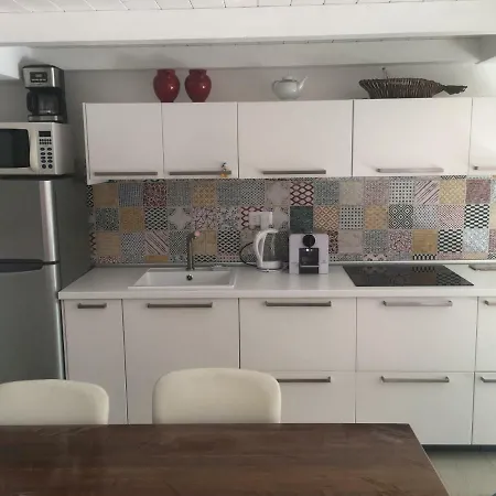 Willa Casa Maia With Shared Swimming Pool *