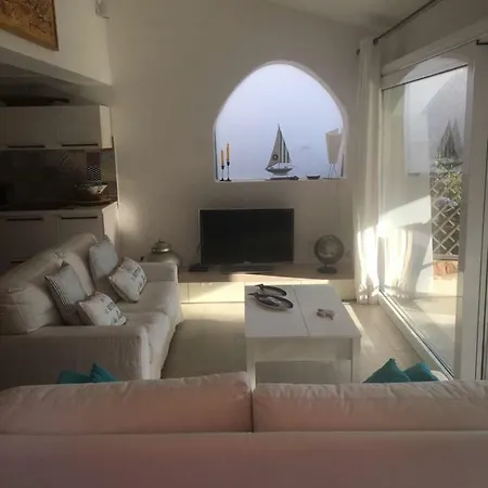 Casa Maia With Shared Swimming Pool 别墅