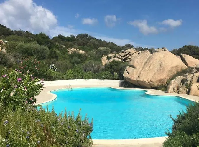 Villa Casa Maia With Shared Swimming Pool Palau