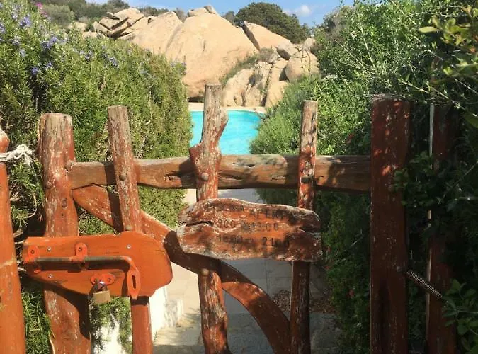 Casa Maia With Shared Swimming Pool