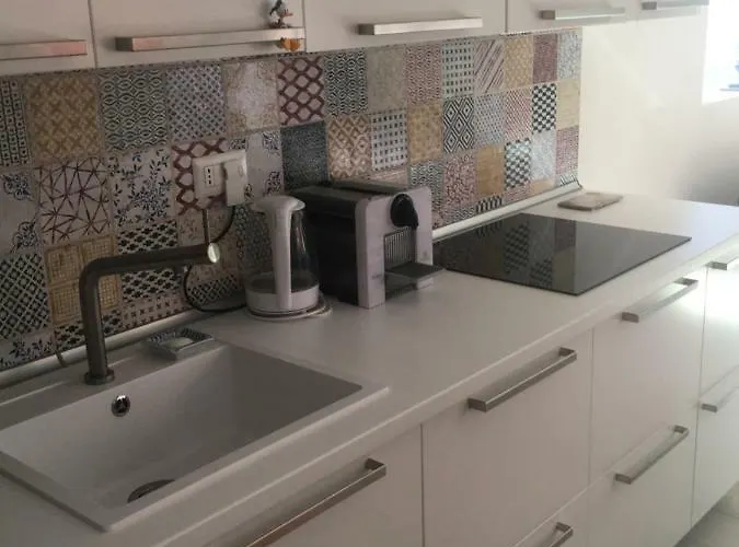 Villa Casa Maia With Shared Swimming Pool *