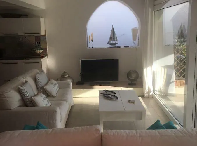 Casa Maia With Shared Swimming Pool Villa